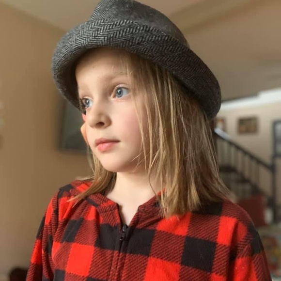 Meet your Posher, Antoinette - Picture 12 of 15